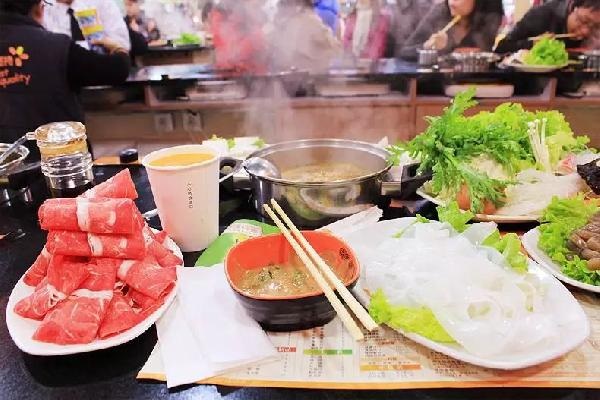 ?呷哺呷哺“食品CEO”涉嫌嚴(yán)重違紀(jì)，被勸退！