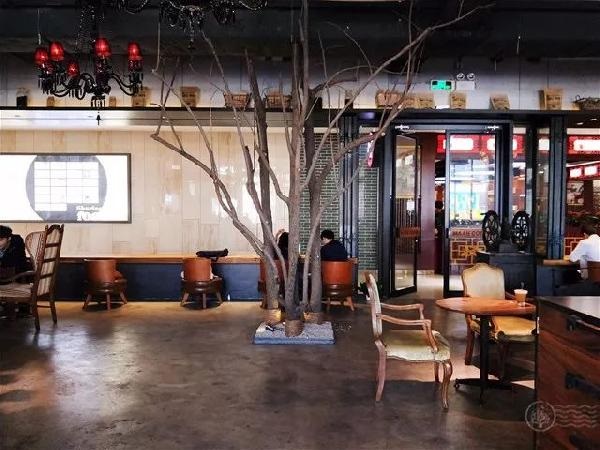 這樣返璞歸真的咖啡廳設(shè)計(jì)，是都市白領(lǐng)的心頭愛(ài)！