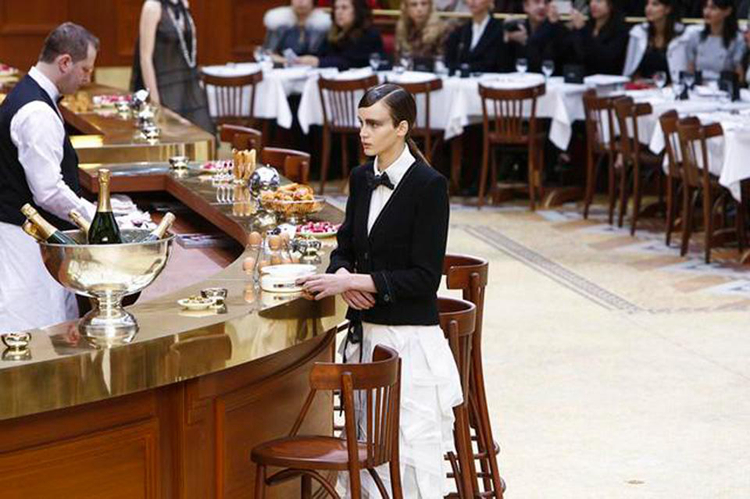 91個(gè)品牌跨界餐飲，搞出28種玩法，香奈兒腦洞挺大