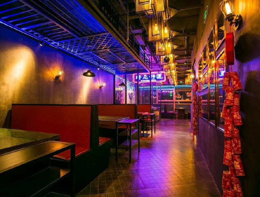 只有20%盈利的商場餐飲，哪些品類活和品牌活得久？