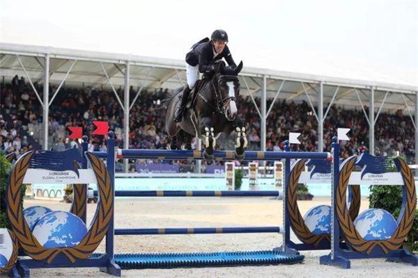 2018浪琴環(huán)球馬術(shù)比賽圓滿落幕，“Blairquhan本來旺”成亮點