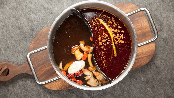 小龍坎深陷“口水油”危機，給餐飲老板們3點啟示