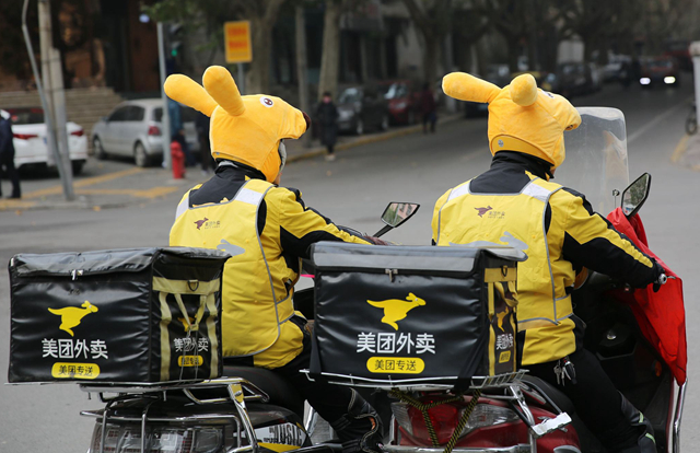 “外賣小哥不給力，害我訂單頻頻下滑！”小哥說，“這個鍋，我們不背！”