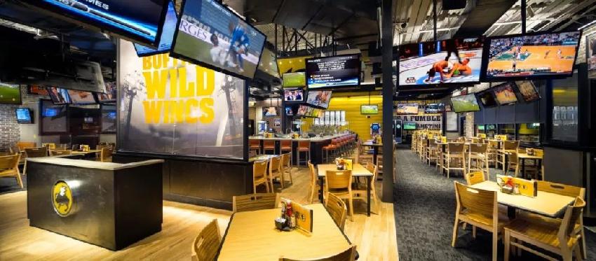 10年增長(zhǎng)700家門店，它把雞翅單品做到估值29億美元...