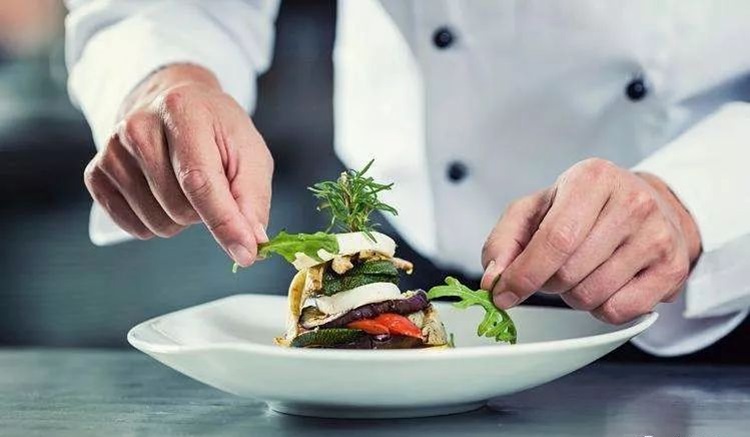 法國餐廳承包競爭激烈，21顆星米其林名廚落敗