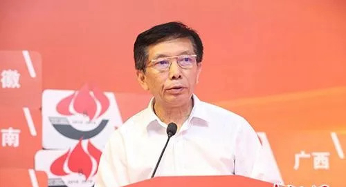 餐飲業(yè)如何應(yīng)對(duì)炒菜機(jī)器人？中烹?yún)f(xié)會(huì)長(zhǎng)這樣說(shuō)