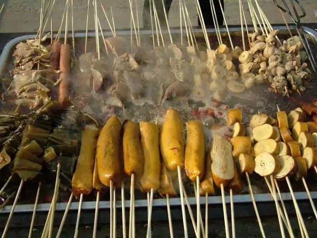 如何區(qū)分麻辣燙、冒菜、串串？重點全在這兒！