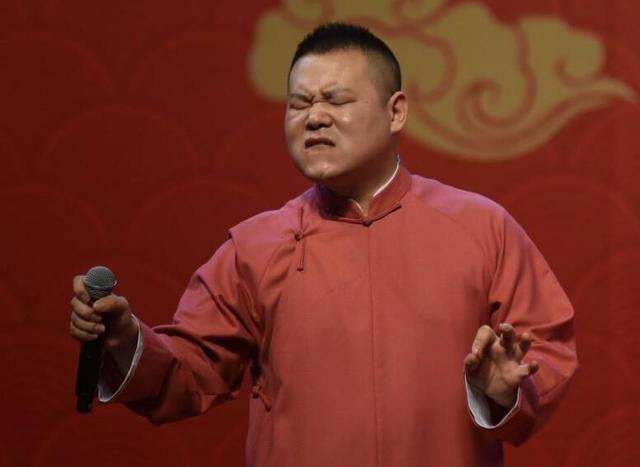 岳云鵬怒懟機(jī)場天價面，遭到面老板機(jī)智回嗆