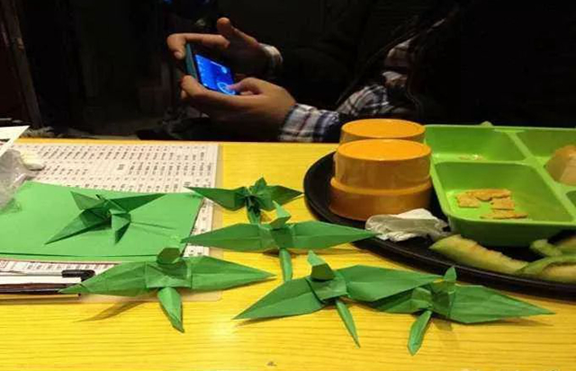 培養(yǎng)忠實顧客，等位也是絕佳時機！|餐飲界