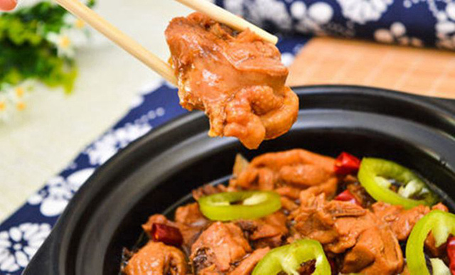 開餐飲小店，別搞什么多種經(jīng)營了，專一才是存活之道|餐飲界