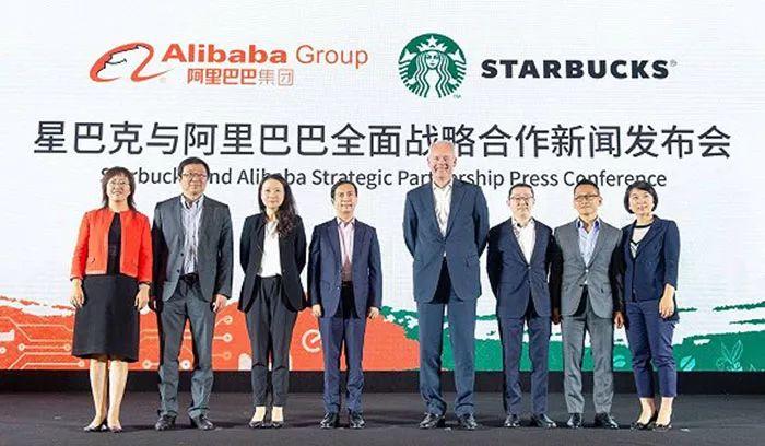 星巴克、瑞幸、連咖啡等選手已經就位，資本的斗獸比賽正式開始