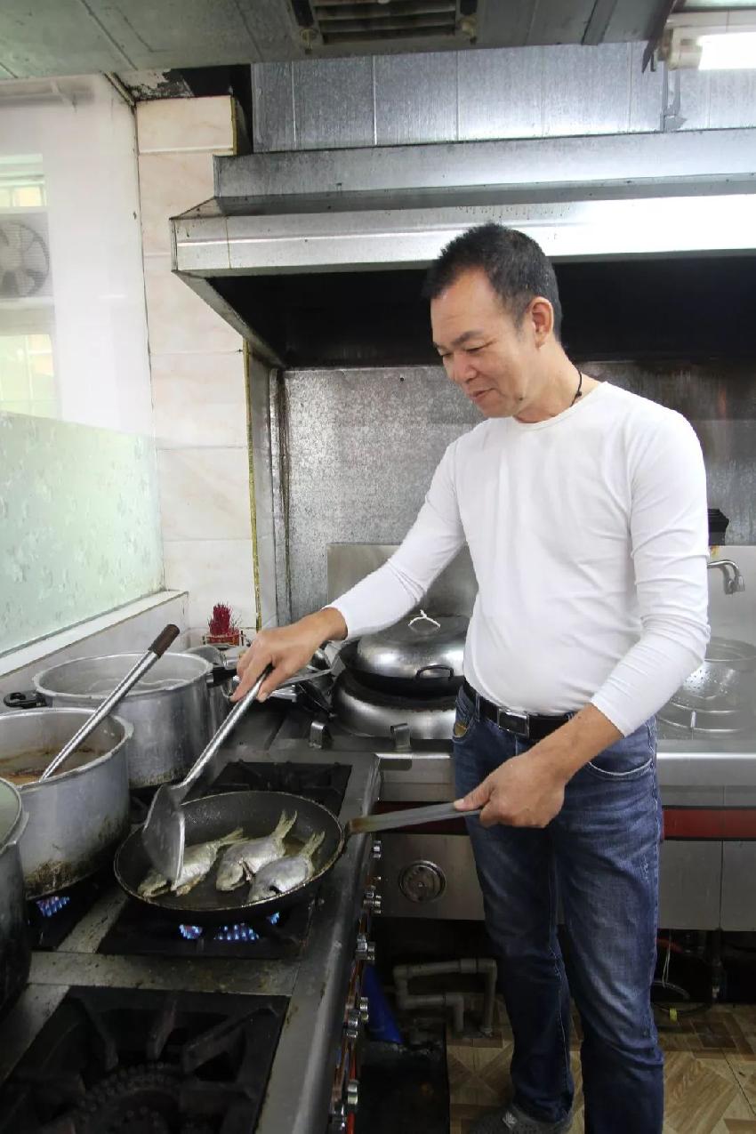 見證了粵菜的發(fā)展， 他有著如廣東人一樣樸實的餐飲夢！