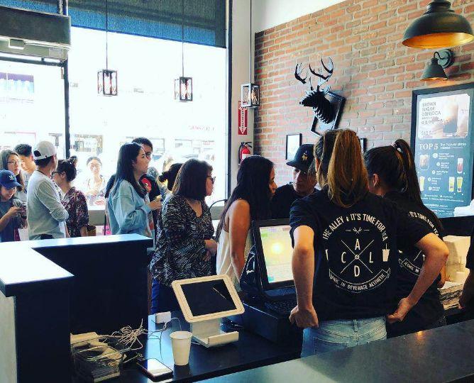 如何靠一款黑糖奶茶，5年開出200家直營店？