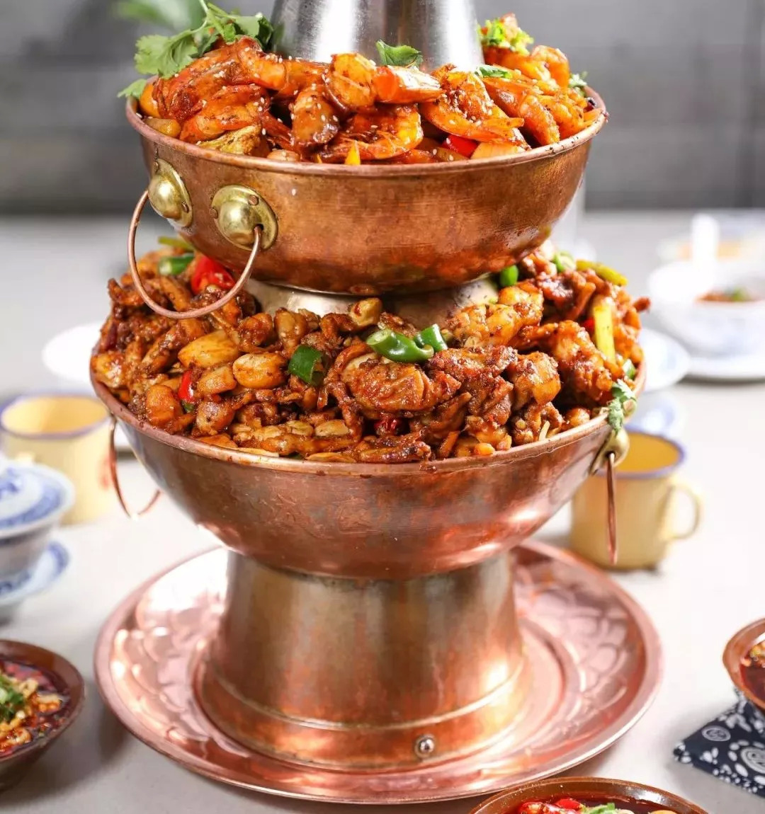  一條街上5家店，牛蛙餐廳到底是跟風(fēng)還是“跟瘋”？