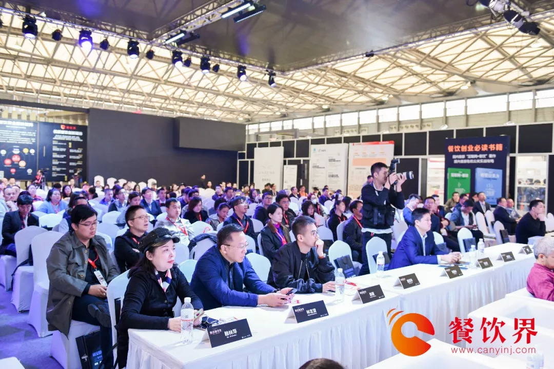 競(jìng)爭(zhēng)白熱化下，餐企如何深耕構(gòu)建核心競(jìng)爭(zhēng)力？ | 圓桌對(duì)話