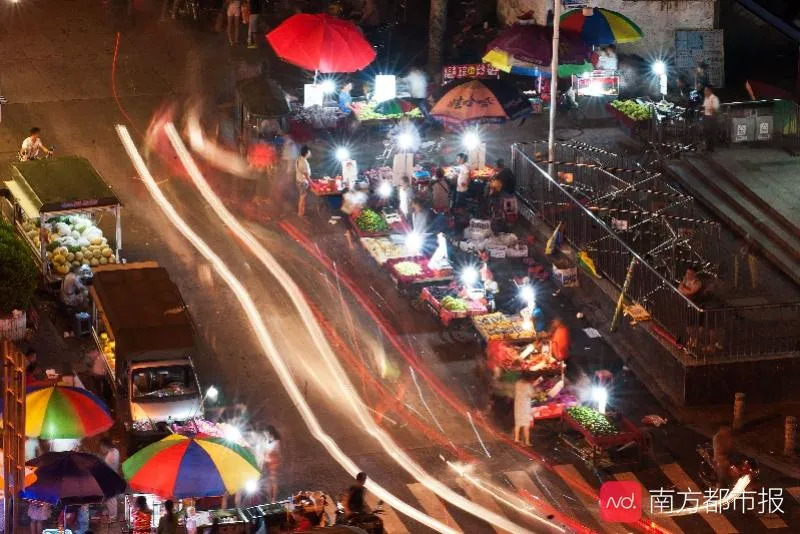 長期主義的“地攤經(jīng)濟”，需要在“釋放”與“克制”中平衡 | 餐見