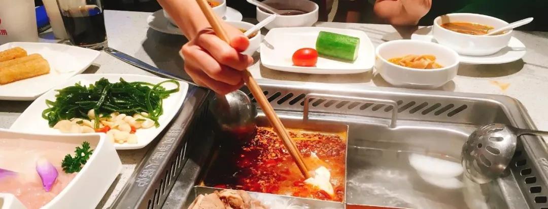 “不是在道歉，就是在道歉的路上”，海底撈到底怎么了？