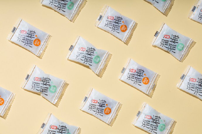 溜溜梅推無核新品，攜手西貝高調進軍餐飲市場