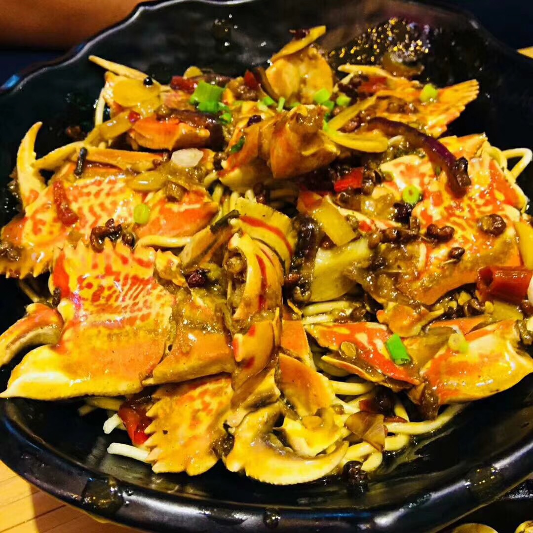 餐飲大事件232期 |叮咚買菜3.3億美元D+輪融資、上海破獲7億元奶茶加盟詐騙案、5名大學(xué)生利用肯德基系統(tǒng)漏洞詐騙20余萬|餐飲界