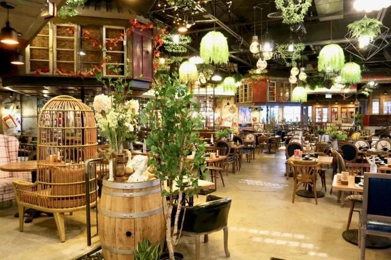 創(chuàng)業(yè)筆記第211期 |餐廳這樣擺桌子，永遠(yuǎn)不怕有空位！