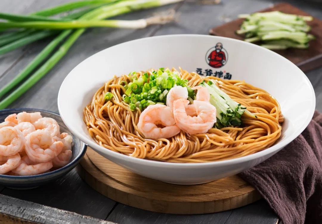 餐飲大事件238期 |廣州餐飲勝利在望、“五爺拌面”獲投3億元、海底撈張勇回應(yīng)股價下跌、喜茶估價600億|餐飲界