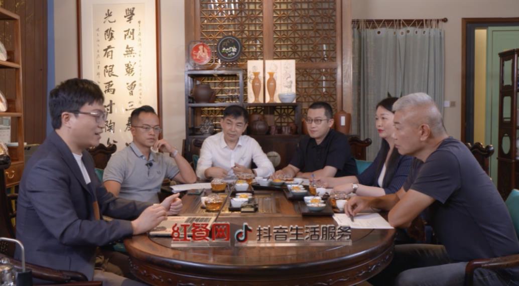 18位餐飲人齊聚，共同探討特殊時期線上經(jīng)營新趨勢、增長新方法