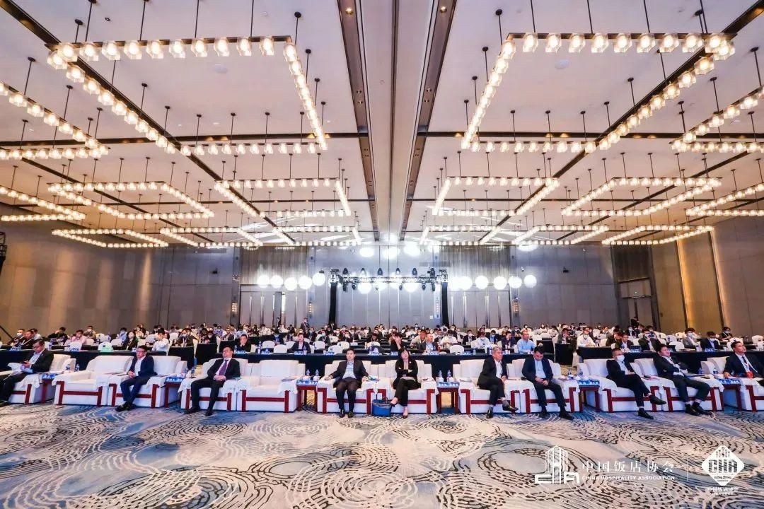 喜報(bào)！潘多拉飲食集團(tuán)榮獲“2022年度團(tuán)餐領(lǐng)跑者TOP100”