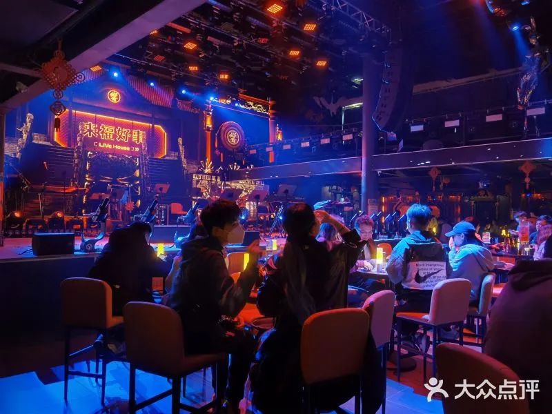 帶動(dòng)商圈人流增幅50% 這家Live house靠什么？|餐飲界