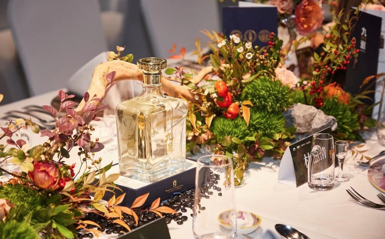 中秋節(jié)喝什么酒？送禮送什么酒？不貴又高檔的醬香酒推薦！|餐飲界