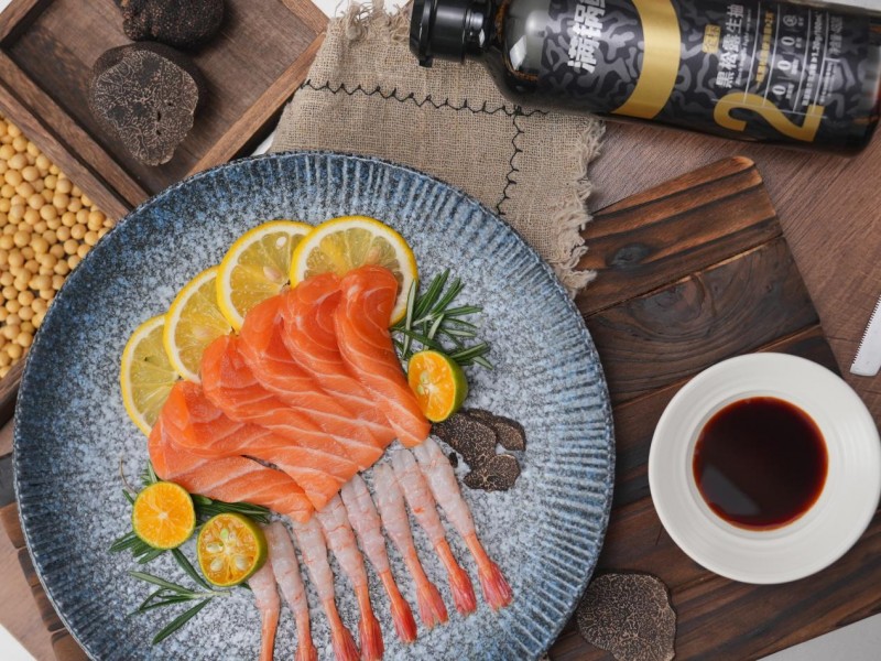 滿鍋鮮金標黑松露生抽：健康調味料的新選擇