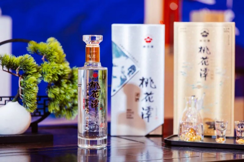 在桃花潭酒春游定制展，匯通達(dá)幫酒商鏈接“桃花運(yùn)”