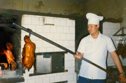 精致餐飲轉(zhuǎn)型突圍，“大董們”走進(jìn)抖音直播間