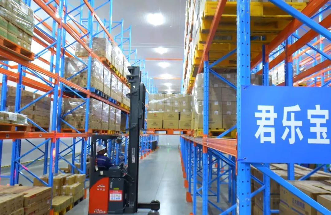 蜀海×君樂寶戰(zhàn)略合作升級，打造全國極速冷鏈網(wǎng)，破解短保鮮奶配送難題